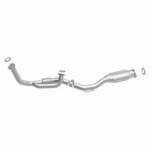 Load image into Gallery viewer, MagnaFlow Direct Fit Catalytic Converter 98-03 Avalon/Camry 3.0L