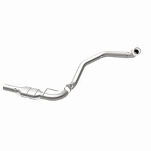 Load image into Gallery viewer, MagnaFlow Direct Fit Catalytic Converter 03-07 GM 2500/3500 D/S OEM