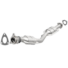 Load image into Gallery viewer, MagnaFlow Direct Fit Catalytic Converter 07-10 Saturn VUE 2.4L