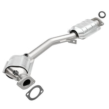 Load image into Gallery viewer, MagnaFlow Direct Fit Catalytic Converter 99-02 Forester 2.5L OEM