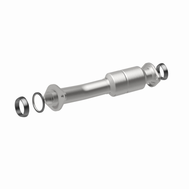 MagnaFlow Direct Fit Catalytic Converter 11-15 Sienna 3.5 Underbody