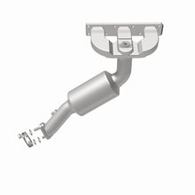 Load image into Gallery viewer, MagnaFlow Direct Fit Catalytic Converter BMW 3 01-06 Rear OEM