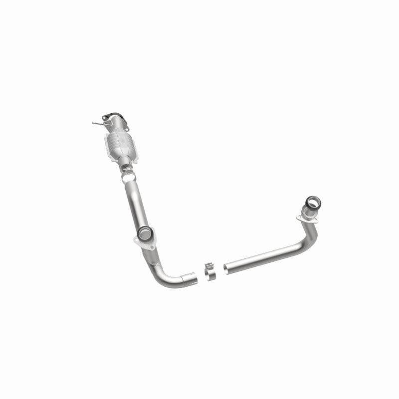 MagnaFlow Direct Fit Catalytic Converter 00-05 Blazer 4WD 4.3L