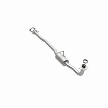 Load image into Gallery viewer, MagnaFlow Direct Fit Catalytic Converter Geo-Suzuki 89 94