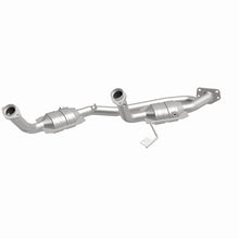 Load image into Gallery viewer, MagnaFlow Direct Fit Catalytic Converter 04 Ford Freestar 3.9L