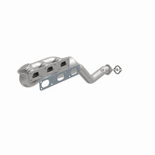Load image into Gallery viewer, MagnaFlow Direct Fit Catalytic Converter BMW 5 99-00 Front