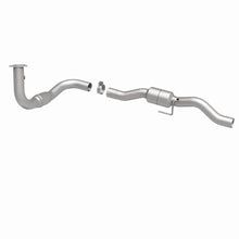 Load image into Gallery viewer, MagnaFlow Direct Fit Catalytic Converter 01-02 2500HD 8.1 Driver Side