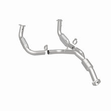 Load image into Gallery viewer, MagnaFlow Direct Fit Catalytic Converter 11-13 Chev Silverado 2500 HD/3500 HD 6.0L