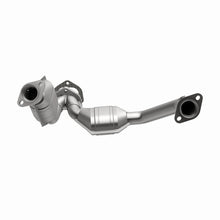 Load image into Gallery viewer, MagnaFlow Direct Fit Catalytic Converter 98-00 Ford Ranger 3.0/4.0L