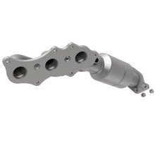 Load image into Gallery viewer, MagnaFlow Direct Fit Catalytic Converter 10-12 Toyota FJ/4Runner 4.0L