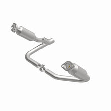 Load image into Gallery viewer, MagnaFlow Direct Fit Catalytic Converter California Grade 07-08 Dodge Durango 3.7L
