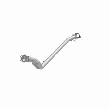 Load image into Gallery viewer, MagnaFlow Direct Fit Catalytic Converter California Grade 07-08 Chevrolet Uplander 3.9L