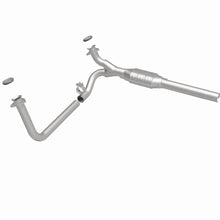 Load image into Gallery viewer, MagnaFlow Direct Fit Catalytic Converter Chevrolet/GMC 1500 1/2 Ton