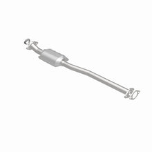 Load image into Gallery viewer, MagnaFlow Direct Fit Catalytic Converter Chevrolet-Geo 2001