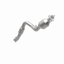 Load image into Gallery viewer, MagnaFlow Direct Fit Catalytic Converter 2007-2010 Q7 V6 3.6 OEM Underbody