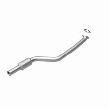 Load image into Gallery viewer, MagnaFlow Direct Fit Catalytic Converter BMW 3 07-08 Front OEM