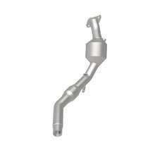 Load image into Gallery viewer, MagnaFlow Direct Fit Catalytic Converter 02-03 Freelander 2.5L