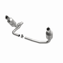 Load image into Gallery viewer, MagnaFlow Direct Fit Catalytic Converter 04 Dakota 3.7/4.7 4WD OEM