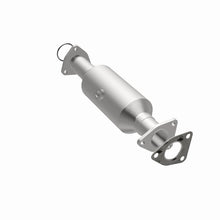 Load image into Gallery viewer, MagnaFlow Direct Fit Catalytic Converter OEM 2001-2002 Acura MDX/2003-2004 Honda Pilot Underbody