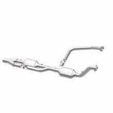 Load image into Gallery viewer, MagnaFlow Direct Fit Catalytic Converter 04-07 Dodge Ram 5.7L