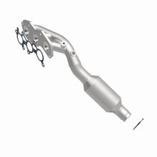 Load image into Gallery viewer, MagnaFlow Direct Fit Catalytic Conv California Grade 06-09 Lexus IS250 2.5L / 06-13 Lexus IS350 3.5L