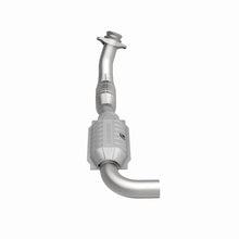 Load image into Gallery viewer, MagnaFlow Direct Fit Catalytic Converter 01-04 Ford F-150 4.2L 2wd