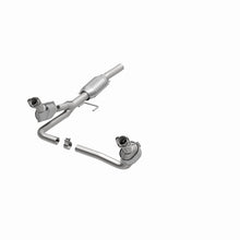 Load image into Gallery viewer, MagnaFlow Direct Fit Catalytic Converter 00 Dodge Dakota 3.9L 2wd