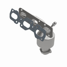 Load image into Gallery viewer, MagnaFlow DF Catalytic Conv 96-00 Ford Contour 2.5L / 99-02 Mercury Cougar 2.5L California - Rear