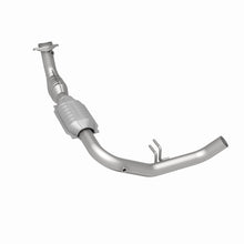 Load image into Gallery viewer, MagnaFlow Direct Fit Catalytic Converter 99-00 Ford Trucks 5.4L