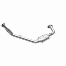 Load image into Gallery viewer, MagnaFlow Direct Fit Catalytic Converter ISUZU RODEO 2.2L OEM