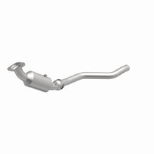 Load image into Gallery viewer, MagnaFlow Direct Fit Catalytic Converter 2005 Chrysler 300C 5.7L V8 / 2005 Dodge Magnum 5.7L V8