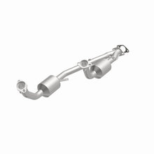 Load image into Gallery viewer, MagnaFlow Direct Fit Catalytic Converter California Grade 1995 Ford Windstar