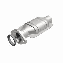 Load image into Gallery viewer, MagnaFlow Direct Fit Catalytic Converter 01-03 Highlander underbody