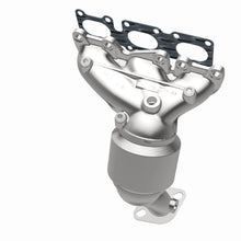 Load image into Gallery viewer, MagnaFlow Direct Fit Catalytic Converter 13-14 Santa Fe 3.3L Manifold