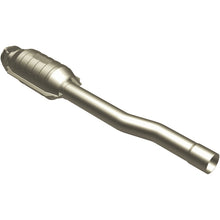 Load image into Gallery viewer, MagnaFlow Direct Fit Catalytic Converter 87-88 Range Rover rear CA