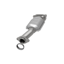 Load image into Gallery viewer, MagnaFlow Direct Fit Catalytic Converter 04 Ranger/BSer rr 3.0L