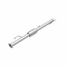 Load image into Gallery viewer, MagnaFlow Direct Fit Catalytic Converter 00-04 Tundra 3.4L Rear