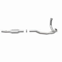 Load image into Gallery viewer, MagnaFlow Direct Fit Catalytic Converter 96 Ford E-Series Van 5.8L