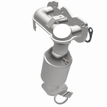 Load image into Gallery viewer, MagnaFlow Direct Fit Catalytic Converter 00-04 Sienna/Avalon 3.0L