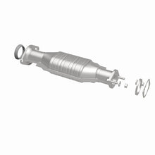 Load image into Gallery viewer, MagnaFlow Direct Fit Catalytic Converter 2003-2006 MONTERO 3.8 L Underbody