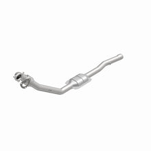 Load image into Gallery viewer, MagnaFlow Direct Fit Catalytic Converter 96-97 Volvo 850 2.5L