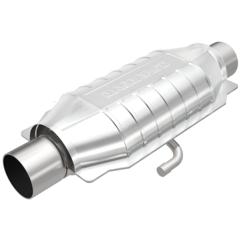 MagnaFlow Universal Catalytic Converter 2.5in ID Inlet/Outlet Center/Center Oval Rear
