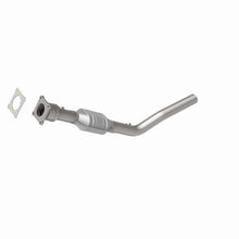 Load image into Gallery viewer, MagnaFlow Direct Fit Catalytic Converter 95-99 Chrysler Sebring 2.