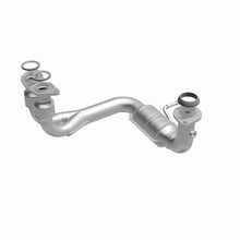 Load image into Gallery viewer, MagnaFlow Direct Fit Catalytic Converter 00-05 Toyota MR2 1.8L