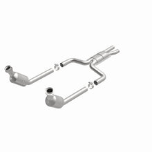 Load image into Gallery viewer, MagnaFlow Direct Fit Catalytic Converter 2003 THUNDERBIRD 3.9L Underbody