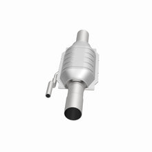 Load image into Gallery viewer, MagnaFlow Direct Fit Catalytic Converter California Grade 94-95 Dodge Ram 2500 8.0L