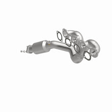 Load image into Gallery viewer, MagnaFlow Direct Fit Catalytic Converter BMW 99-03 540I 4.4L / 99-01 740I 4.4L California - D/S