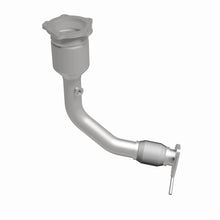 Load image into Gallery viewer, MagnaFlow Direct Fit Catalytic Converter 01-02 Sportage mani OEM