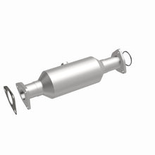 Load image into Gallery viewer, MagnaFlow Direct Fit Catalytic Converter Honda Accord 4 2.3L 98-02
