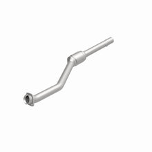 Load image into Gallery viewer, MagnaFlow Direct Fit Catalytic Converter 99-00 BMW 540i 4.4L DS Rear